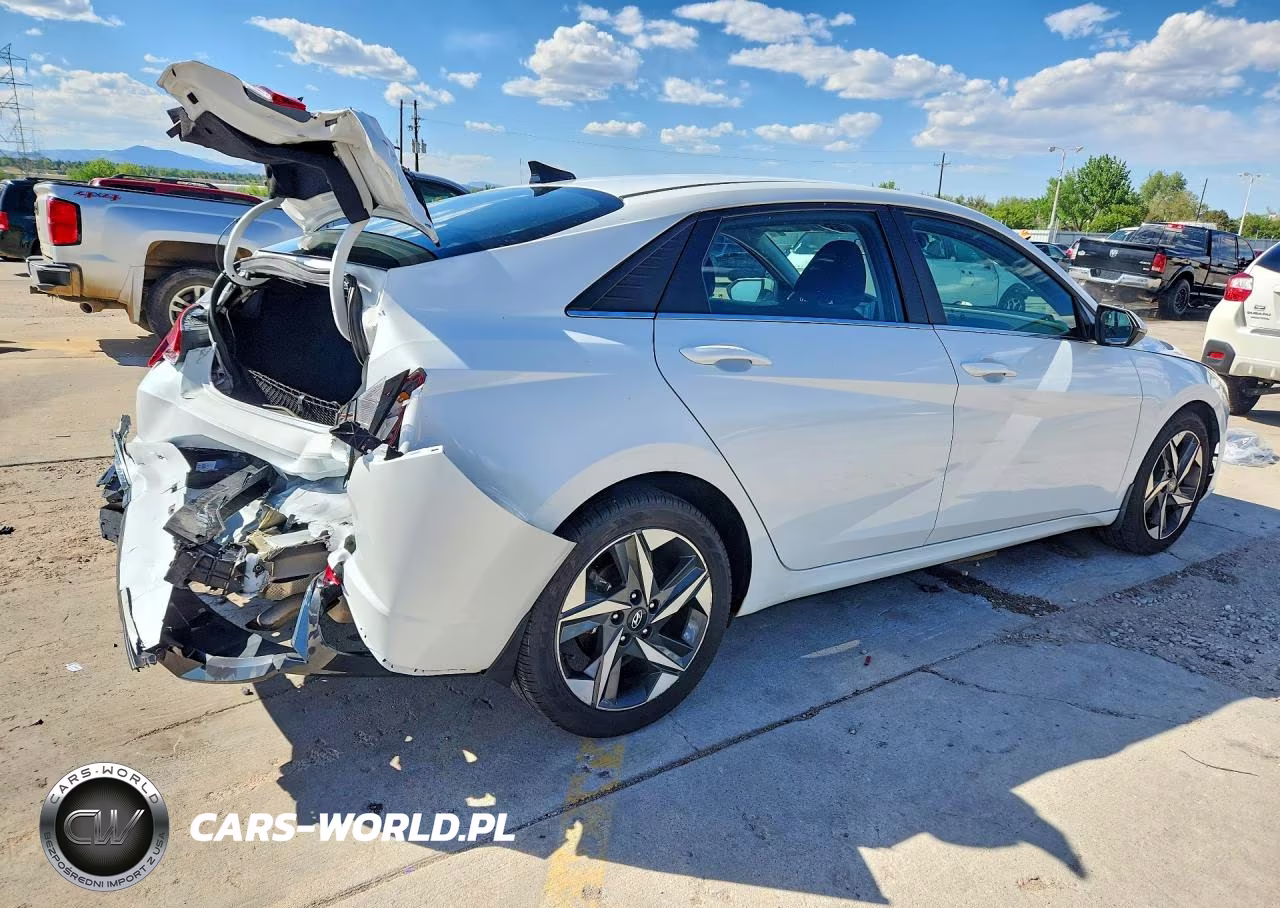 2022 Hyundai Elantra Sel VIN:5NPLN4AG0NH066642 - 3