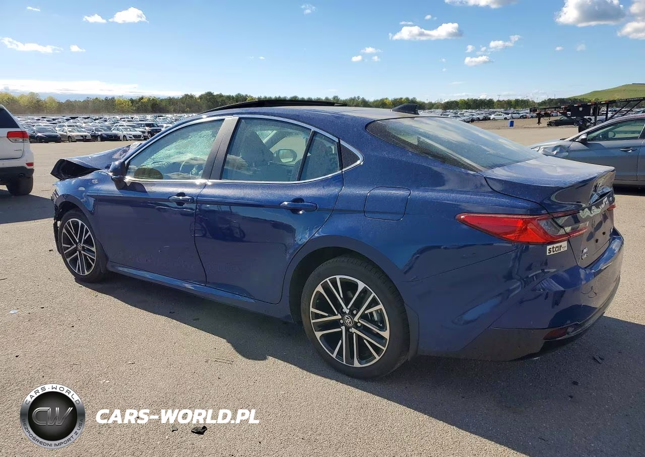 2026 Toyota Camry Xle VIN:4T1DBADKXTU044027 - 2