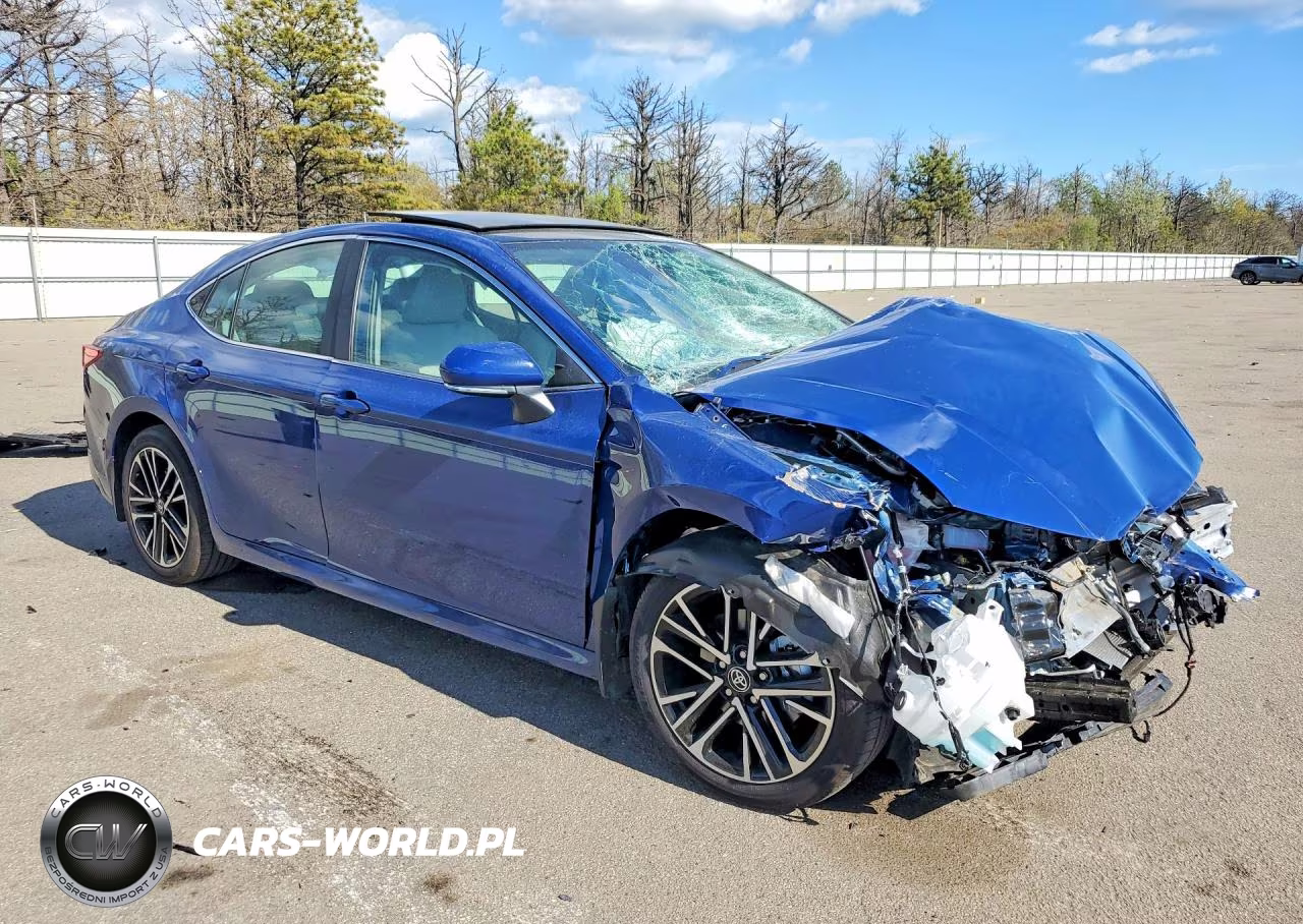 2026 Toyota Camry Xle VIN:4T1DBADKXTU044027 - 4