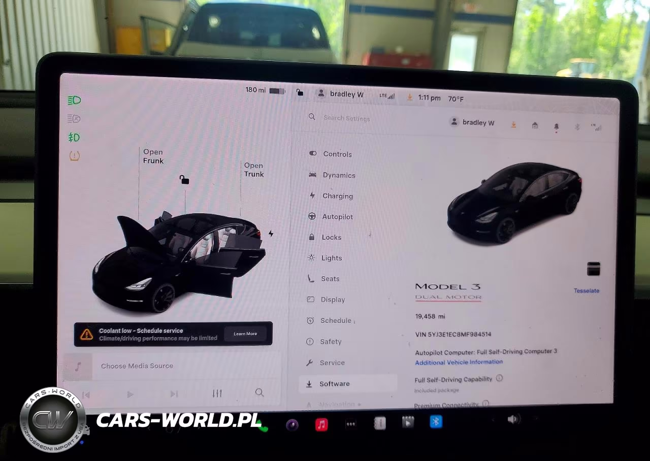 2021 Tesla Model 3 VIN:5YJ3E1EC8MF984514 - 9