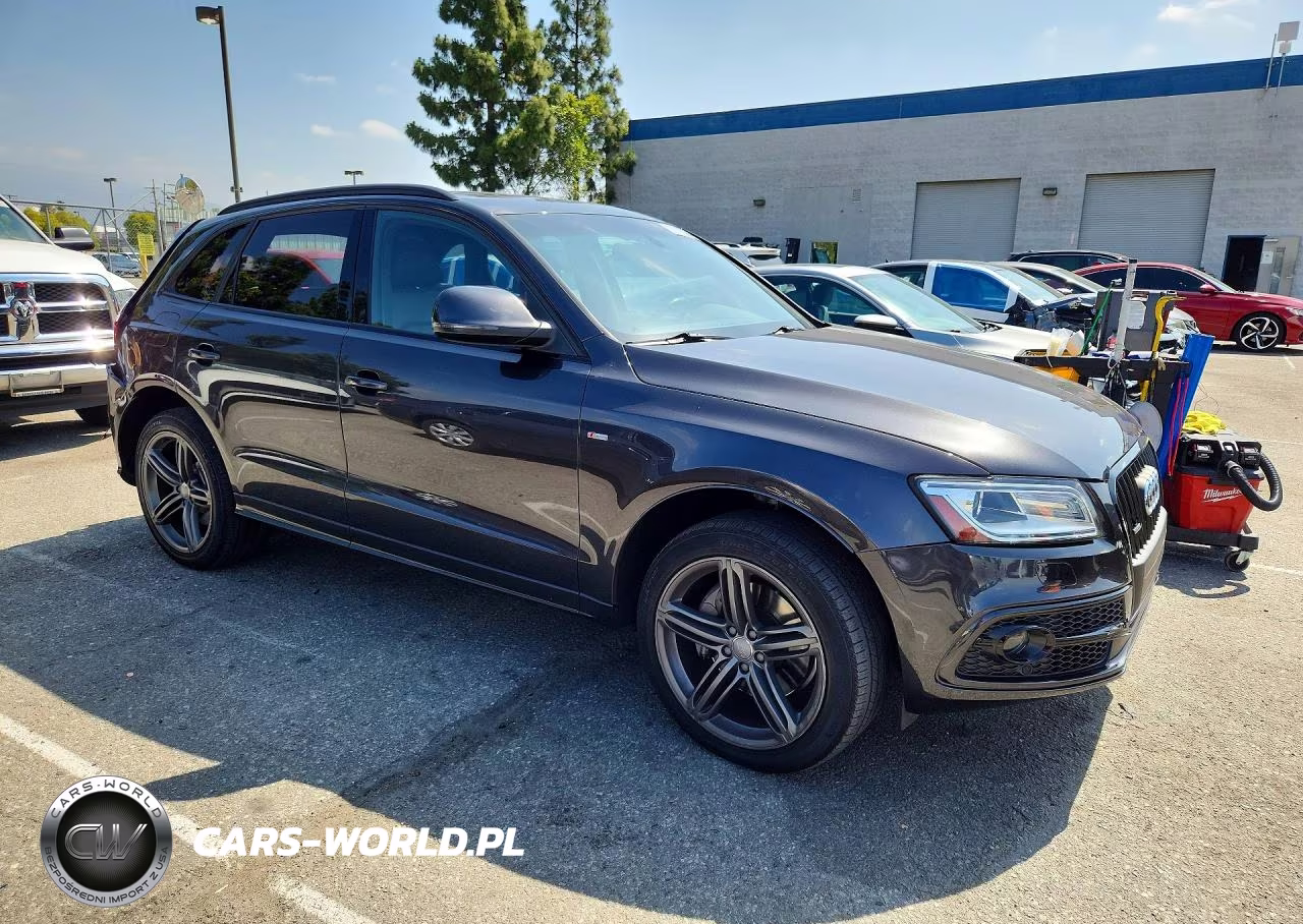 2014 Audi Q5 Premium Plus VIN:WA1DGAFP5EA050394 - 4