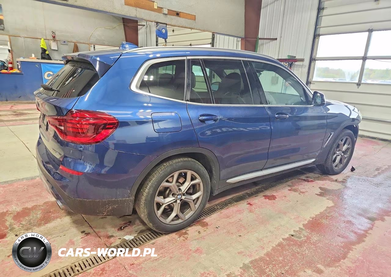2020 BMW X3 xDrive30I VIN:5UXTY5C0XLLT35329 - 3