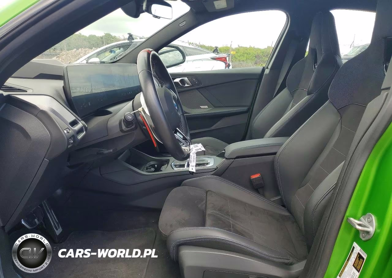 2025 BMW M235Xi VIN:WBA33GG08S7T09614 - 7