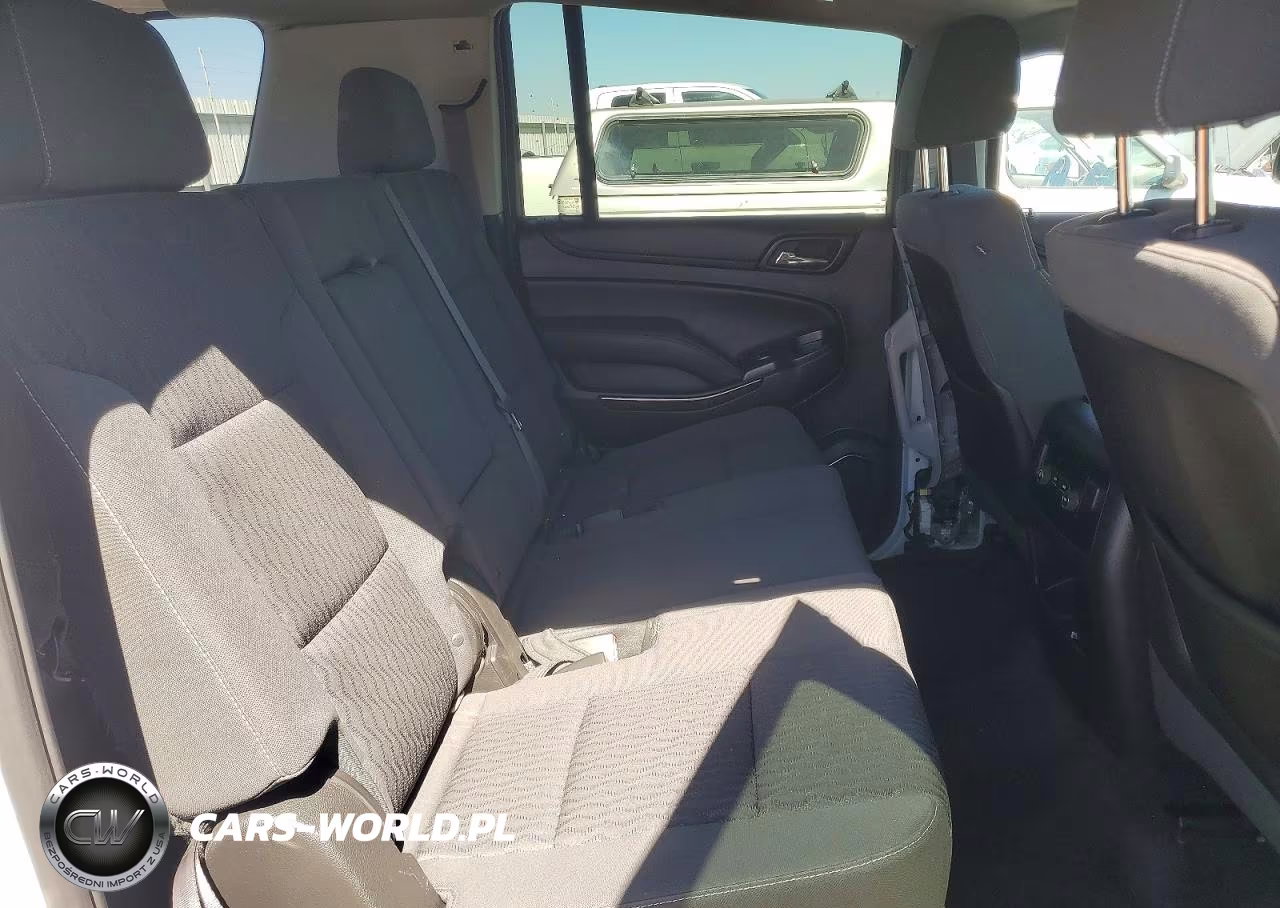 2015 Chevrolet Suburban C1500 Ls VIN:1GNSCHKC3FR669638 - 11