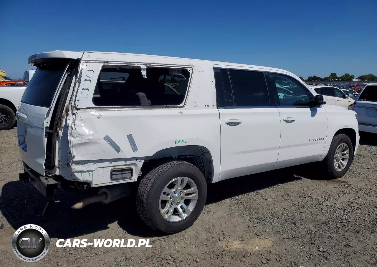 2015 Chevrolet Suburban C1500 Ls VIN:1GNSCHKC3FR669638 - 3