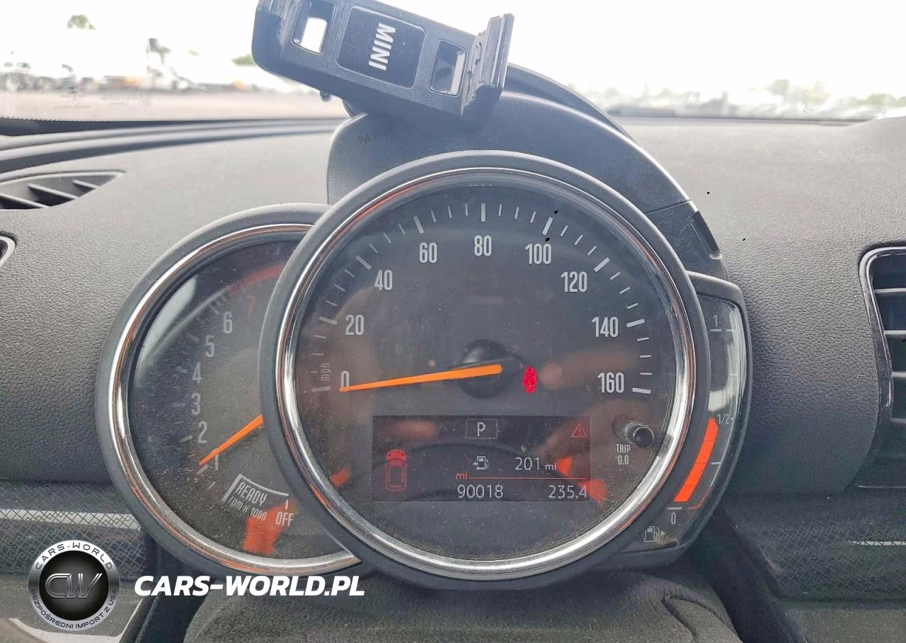 2020 Mini Cooper S Clubman All4 VIN:WMWXJ1C03L2L44652 - 9