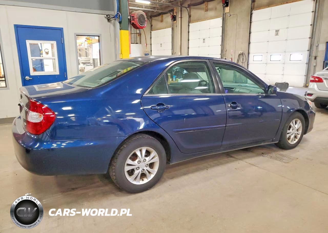2004 Toyota Camry Le V6 VIN:4T1BF32K74U067308 - 3