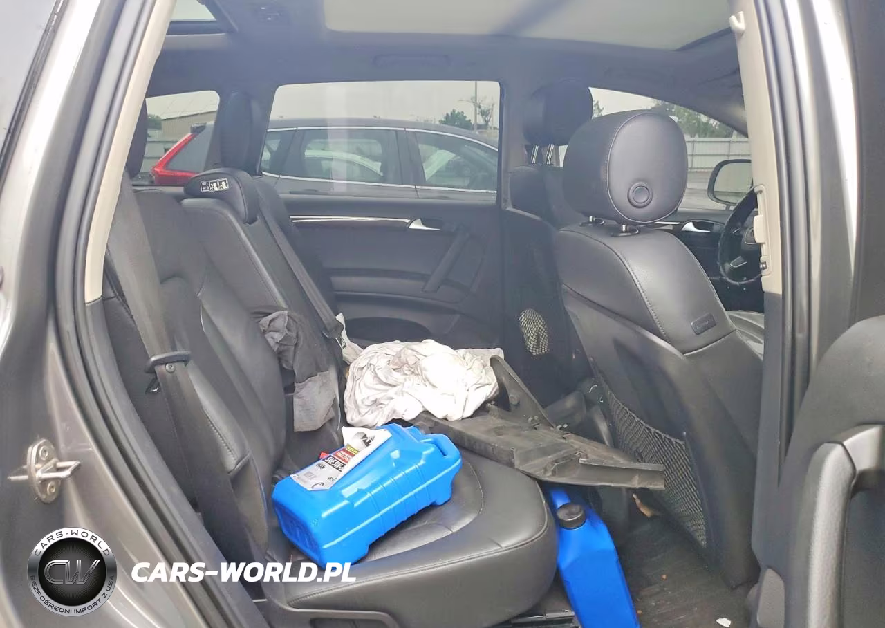 2012 Audi Q7 Premium Plus VIN:WA1LGAFEXCD010088 - 11