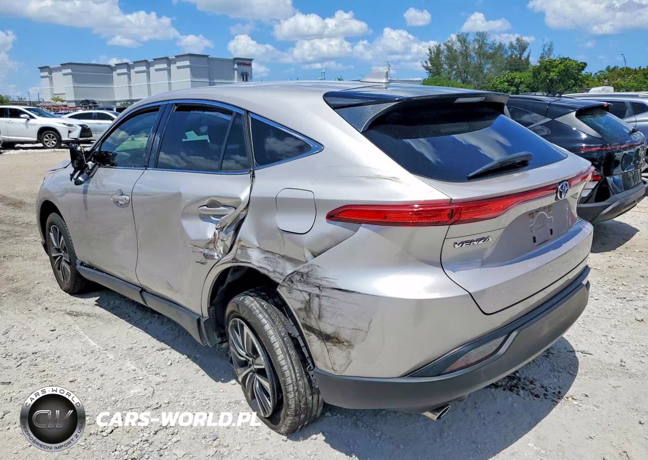 2022 Toyota Venza Le VIN:JTEAAAAH7NJ092104 - 2