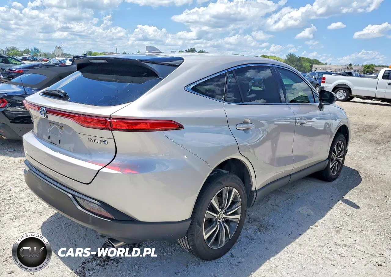 2022 Toyota Venza Le VIN:JTEAAAAH7NJ092104 - 3