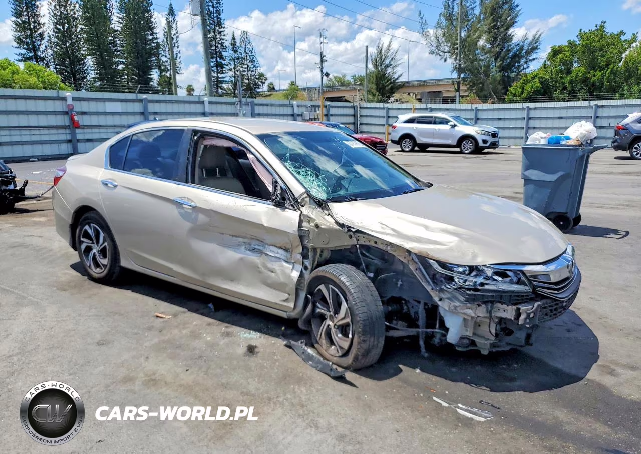 2017 Honda Accord Lx VIN:1HGCR2F37HA139386 - 4