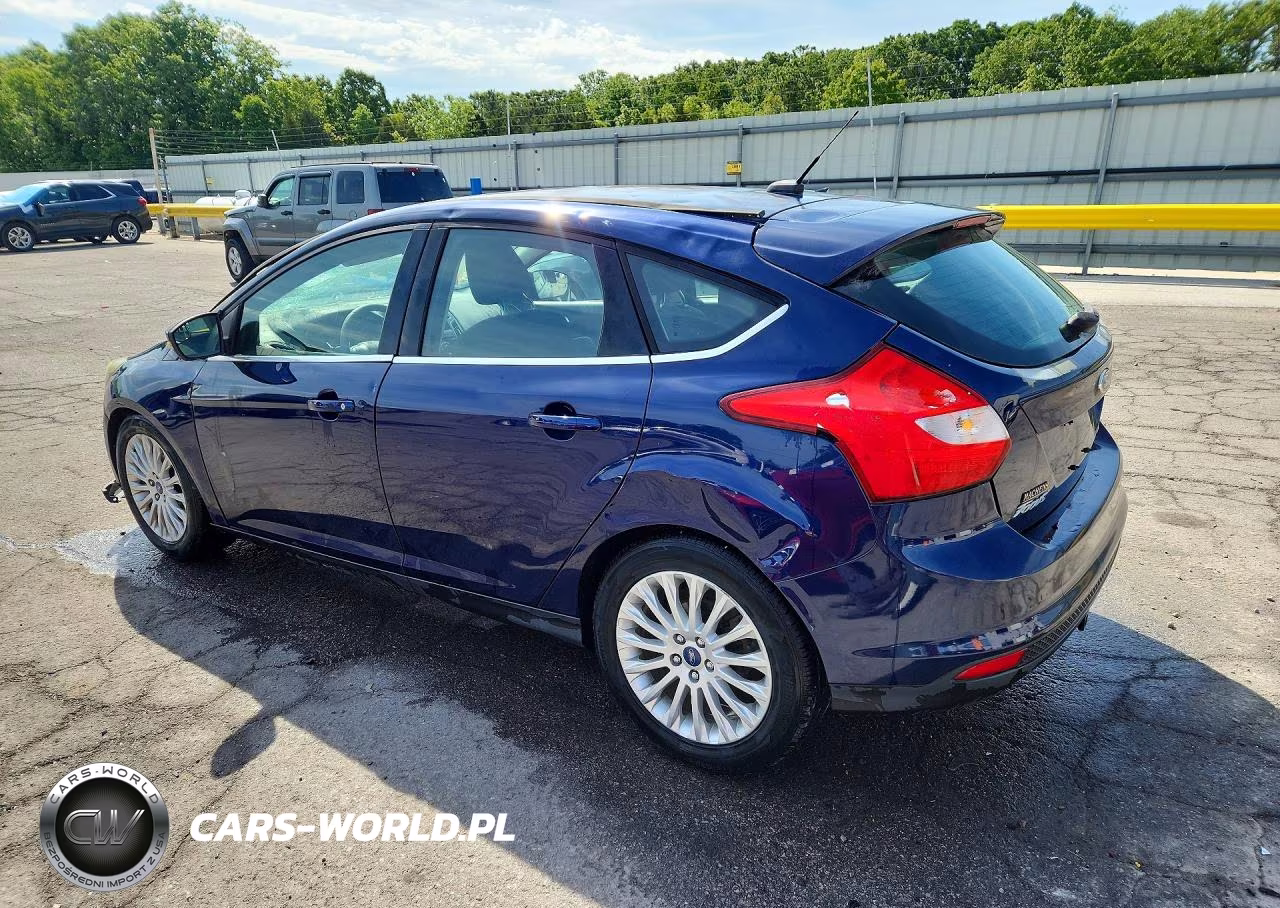 2012 Ford Focus Titanium VIN:1FAHP3N20CL102434 - 2