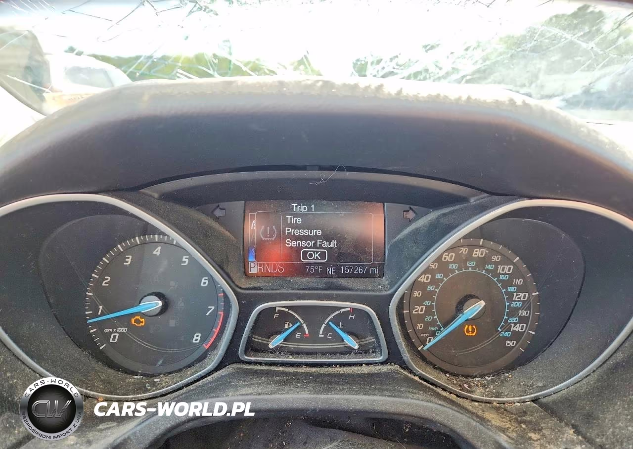 2012 Ford Focus Titanium VIN:1FAHP3N20CL102434 - 9