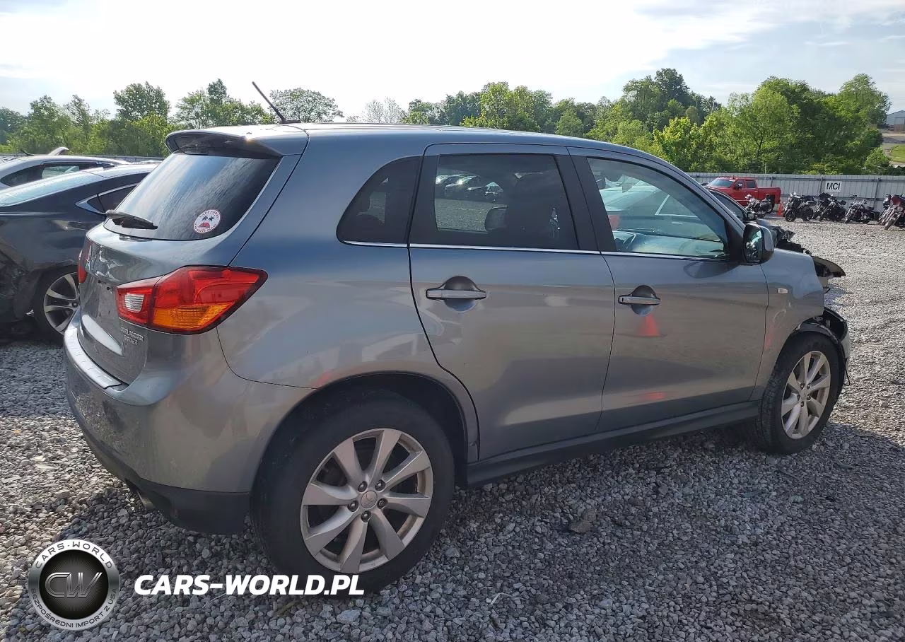 2014 Mitsubishi Outlander Sport Se VIN:4A4AR4AU3EE025688 - 3