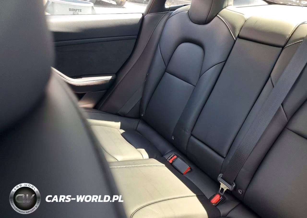 2022 Tesla Model 3 VIN:5YJ3E1EB9NF324202 - 10