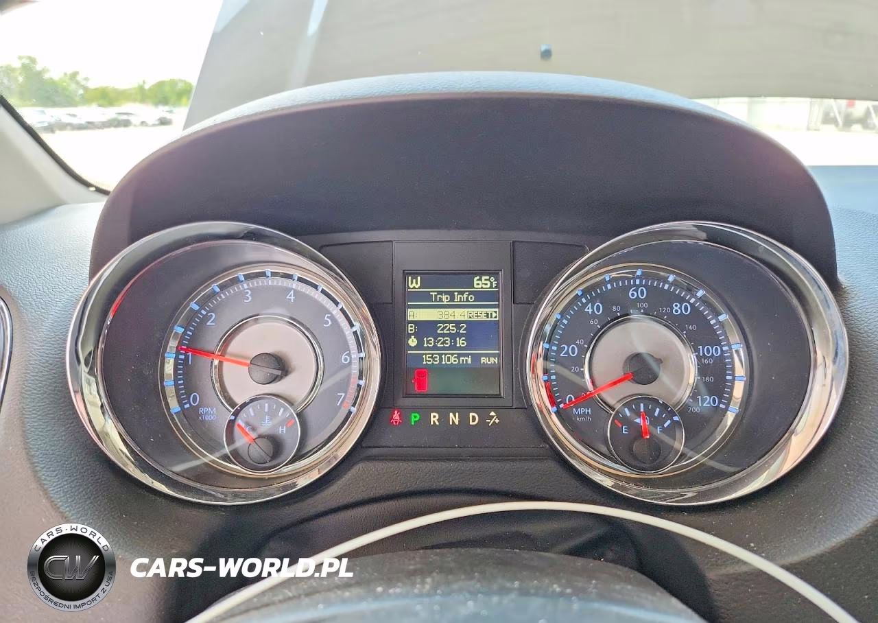 2014 Chrysler Town & Country Touring VIN:2C4RC1BG8ER270220 - 9