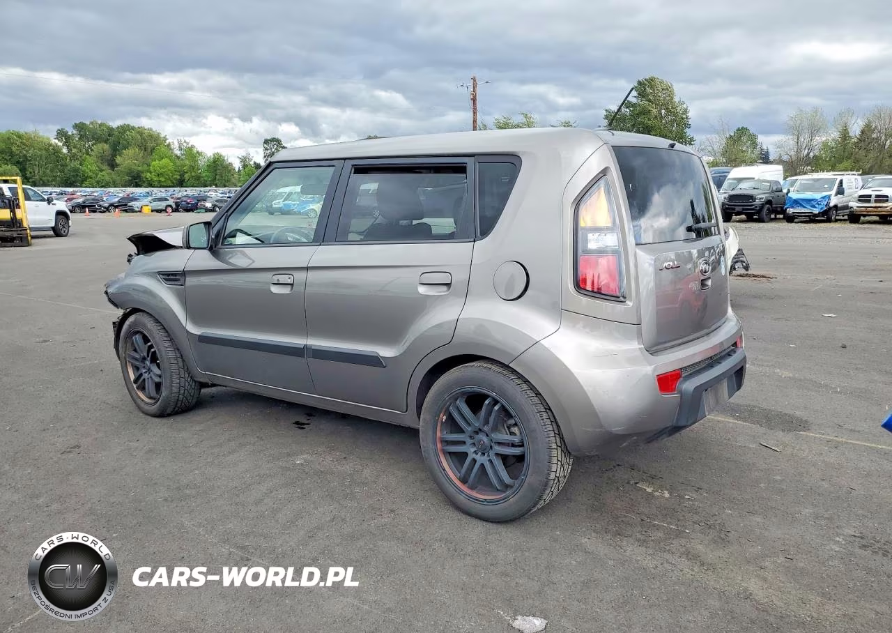2010 Kia Soul + VIN:KNDJT2A29A7177260 - 2