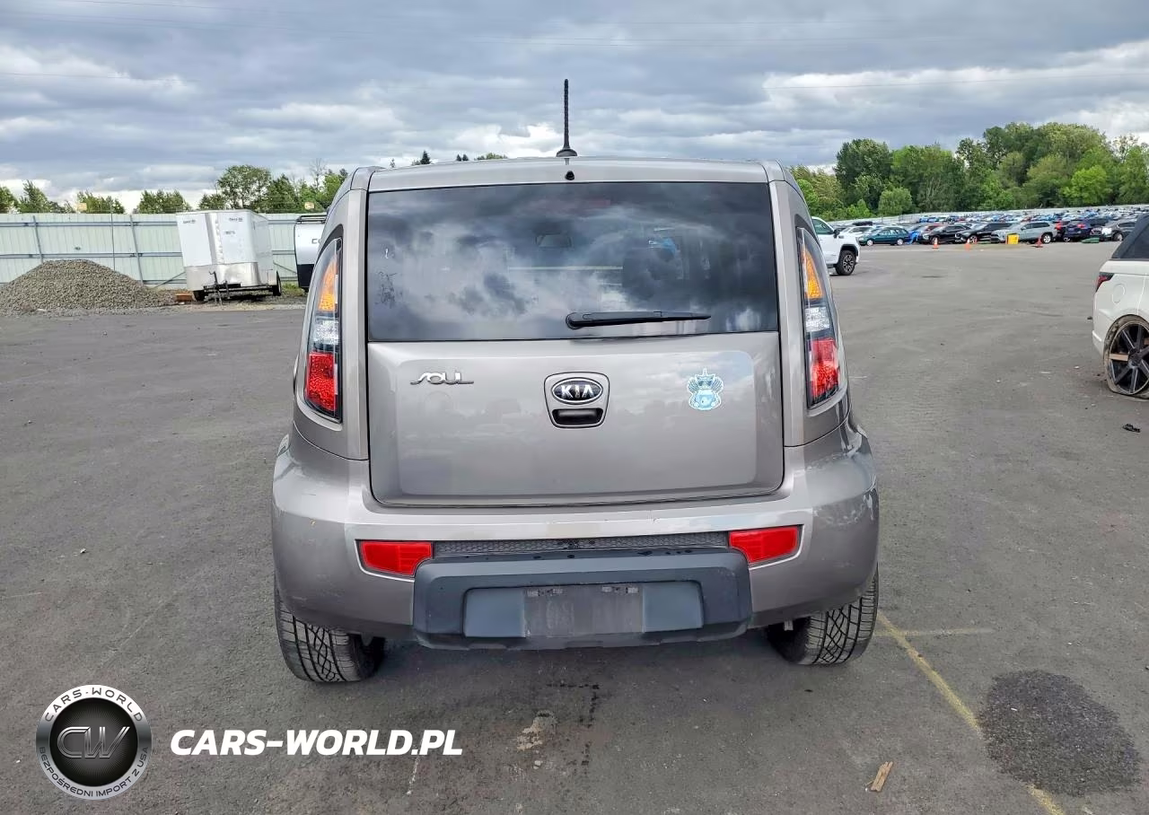 2010 Kia Soul + VIN:KNDJT2A29A7177260 - 6