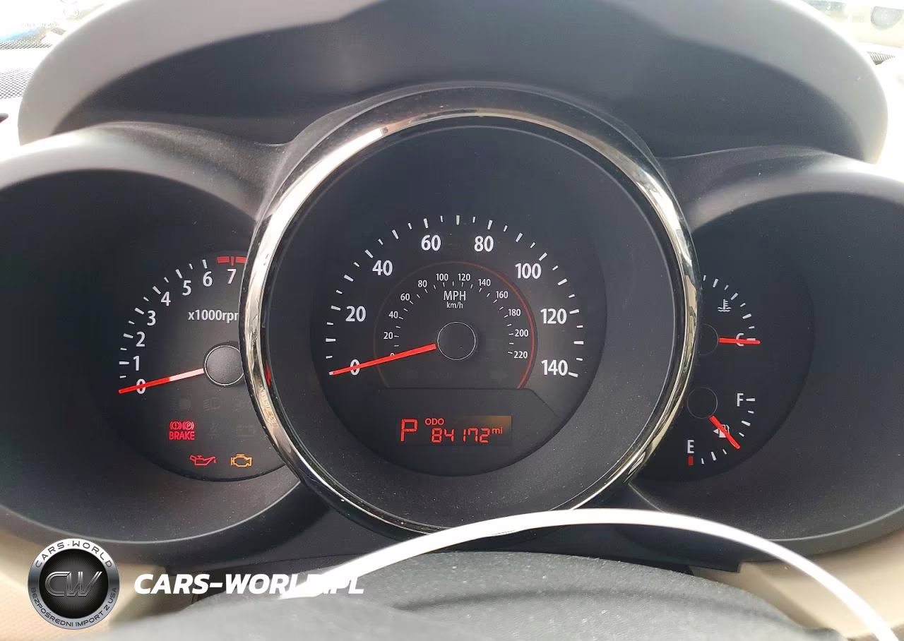 2010 Kia Soul + VIN:KNDJT2A29A7177260 - 9