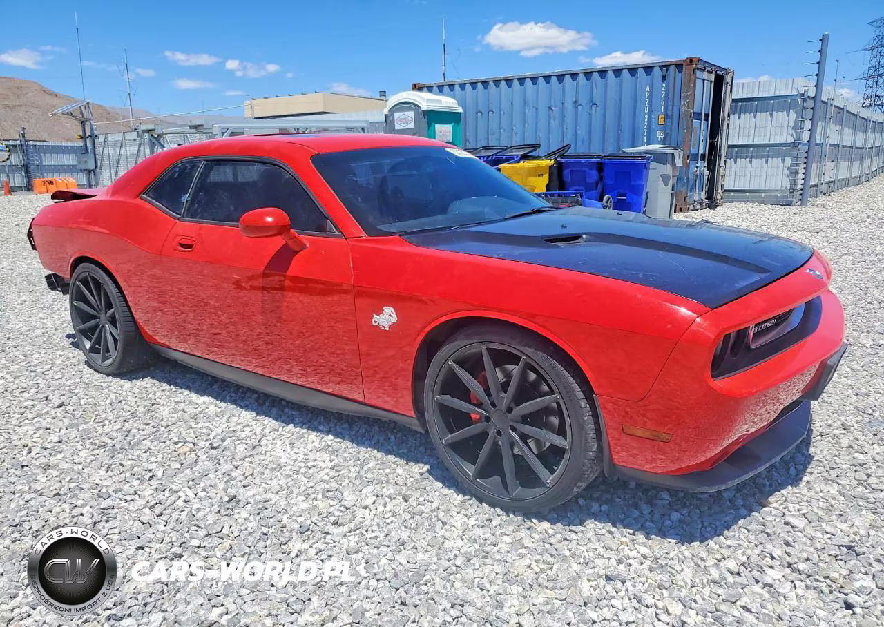 2009 Dodge Challenger Srt-8 VIN:2B3LJ74W99H526753 - 4