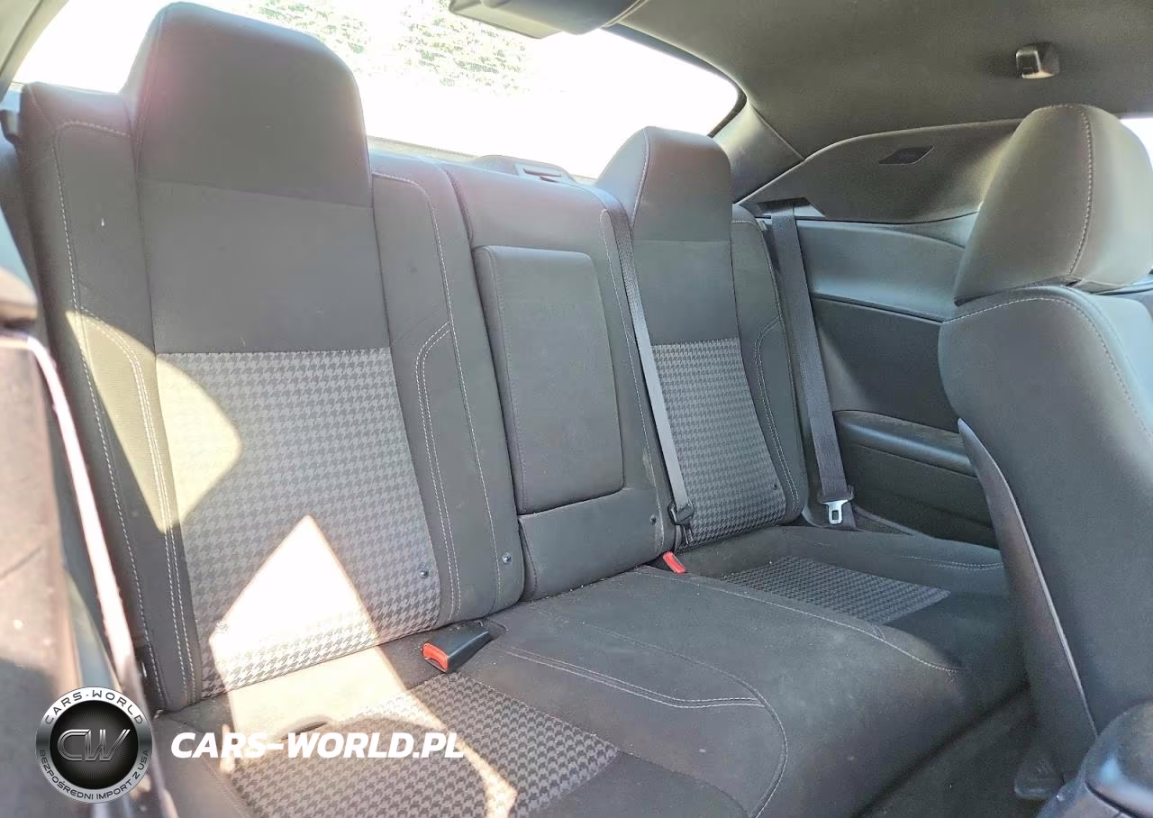 2019 Dodge Challenger Sxt VIN:2C3CDZAG9KH560801 - 10