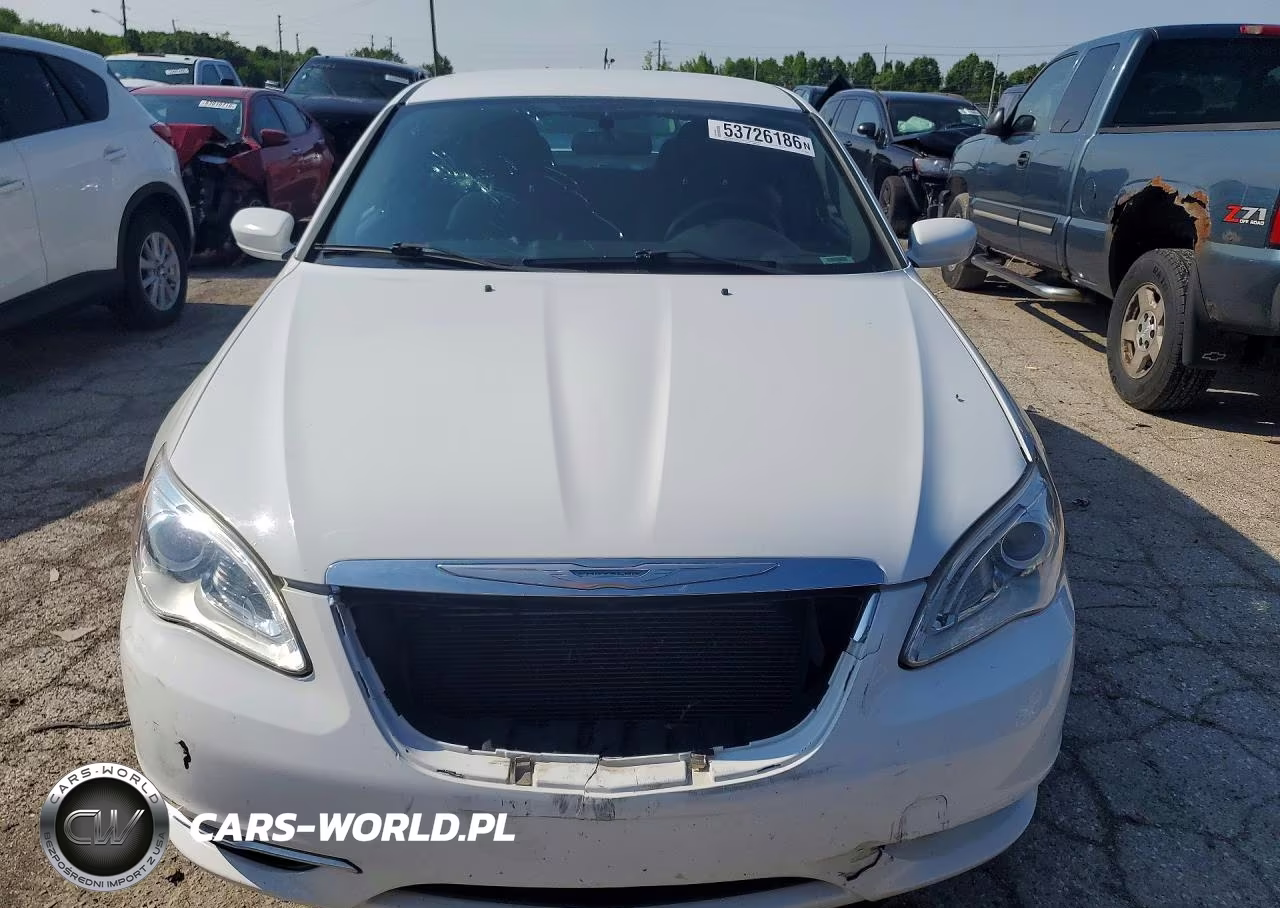 2013 Chrysler 200 Touring VIN:1C3CCBBBXDN763879 - 5