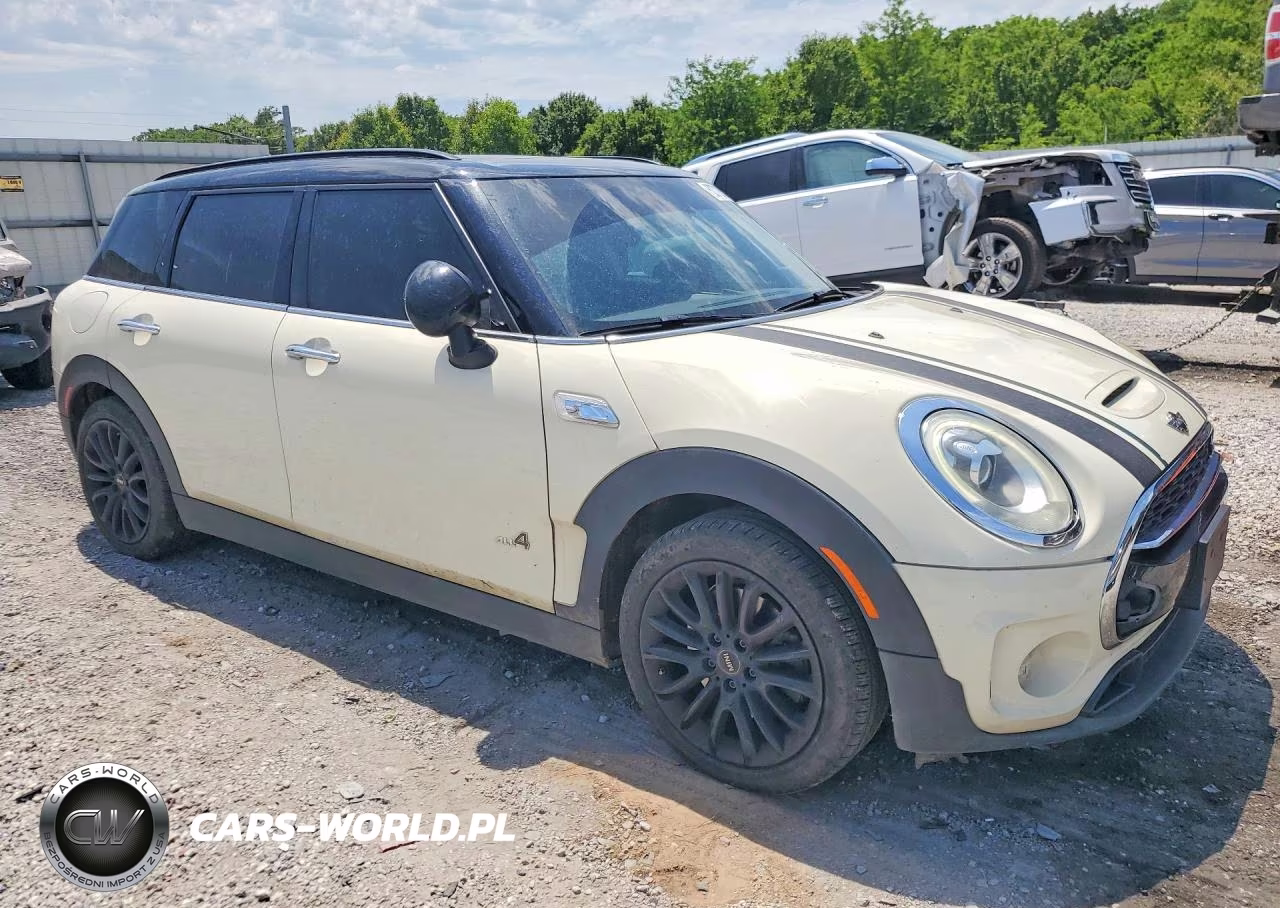 2017 Mini Cooper S Clubman All4 VIN:WMWLU5C36H2F24497 - 4