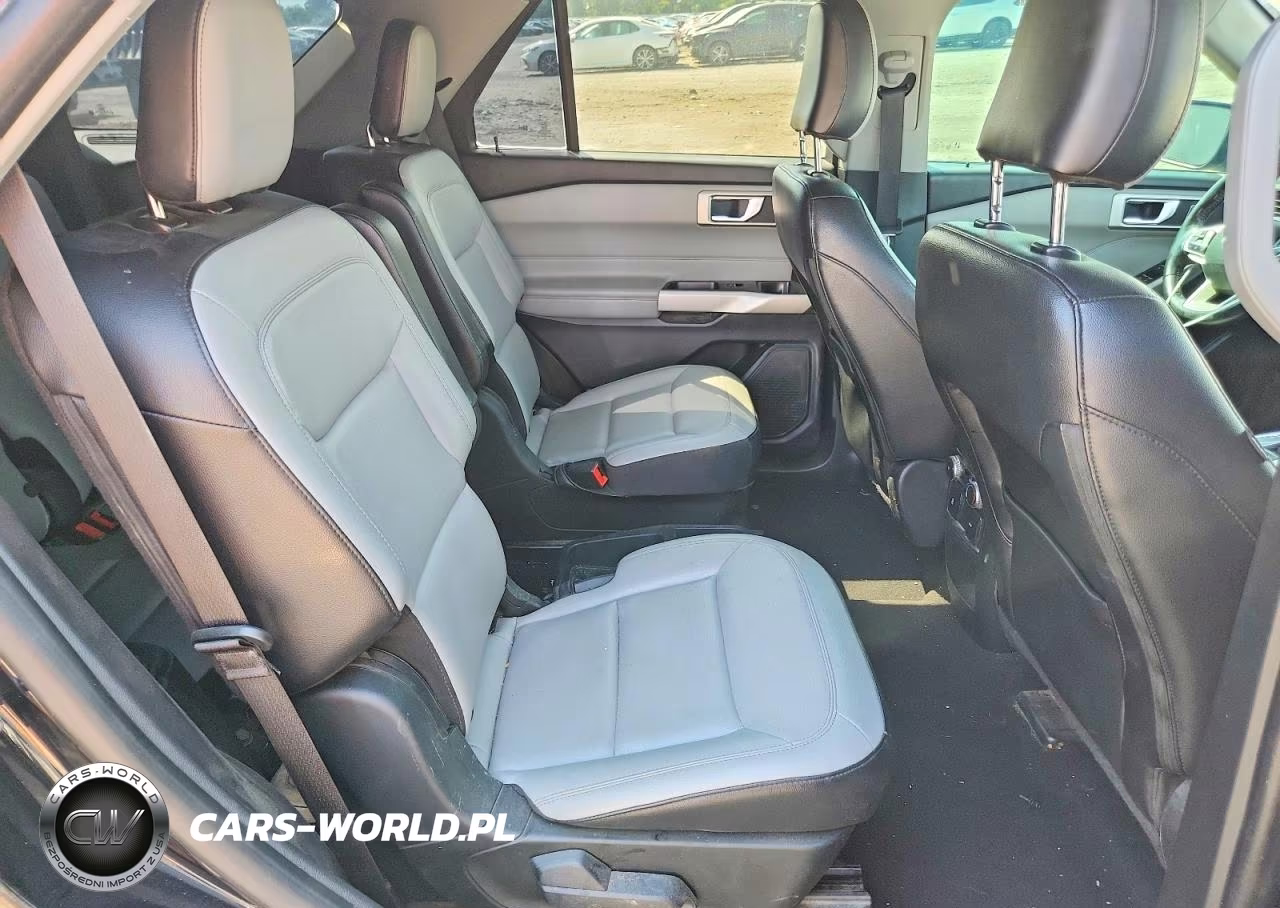 2021 Ford Explorer Xlt VIN:1FMSK8DH2MGA20390 - 11