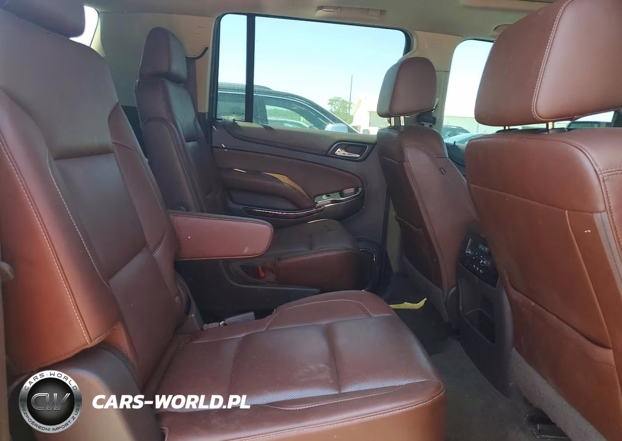 2017 Chevrolet Suburban K1500 Premier VIN:1GNSKJKC7HR308281 - 11
