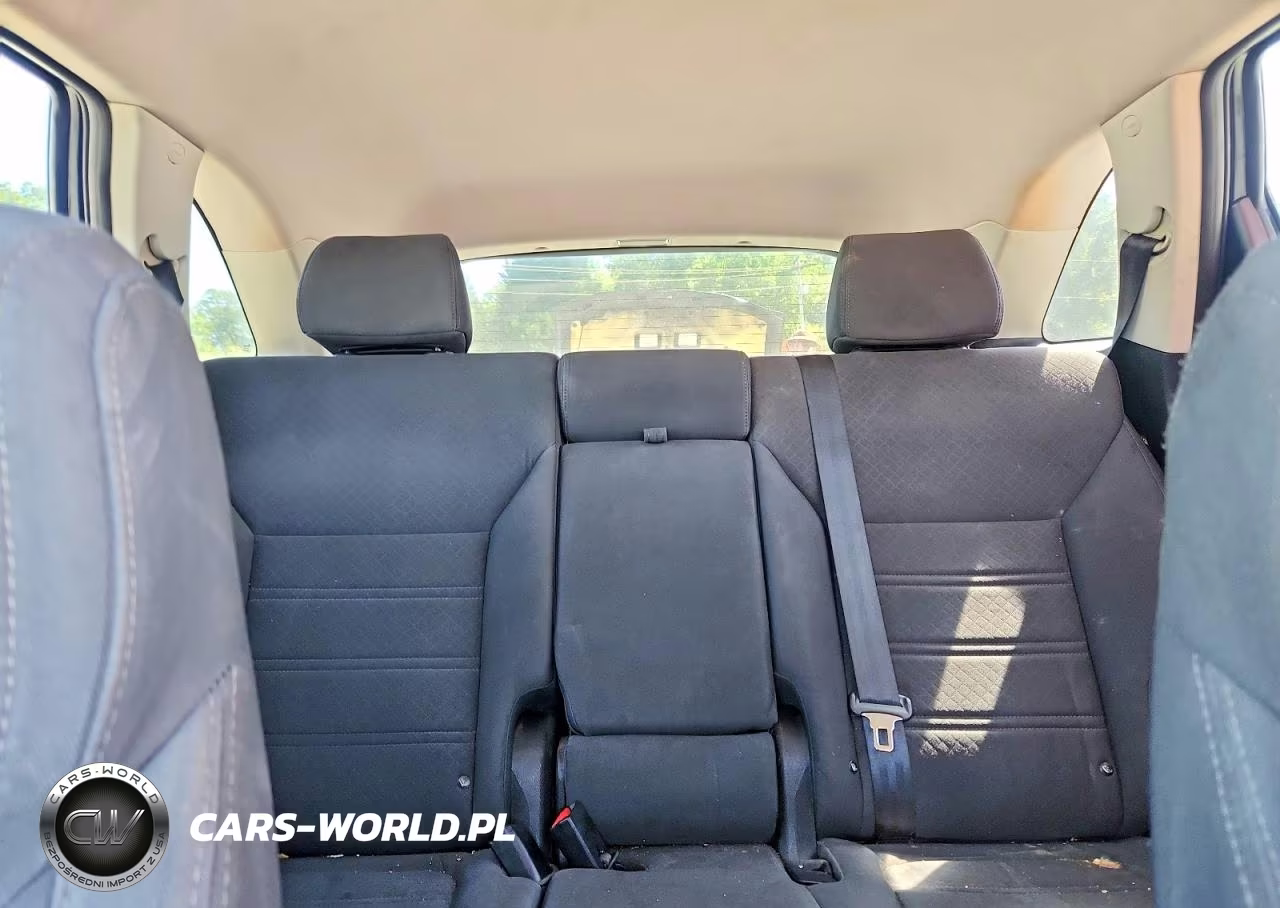 2016 Kia Sorento L VIN:5XYPG4A3XGG024918 - 10
