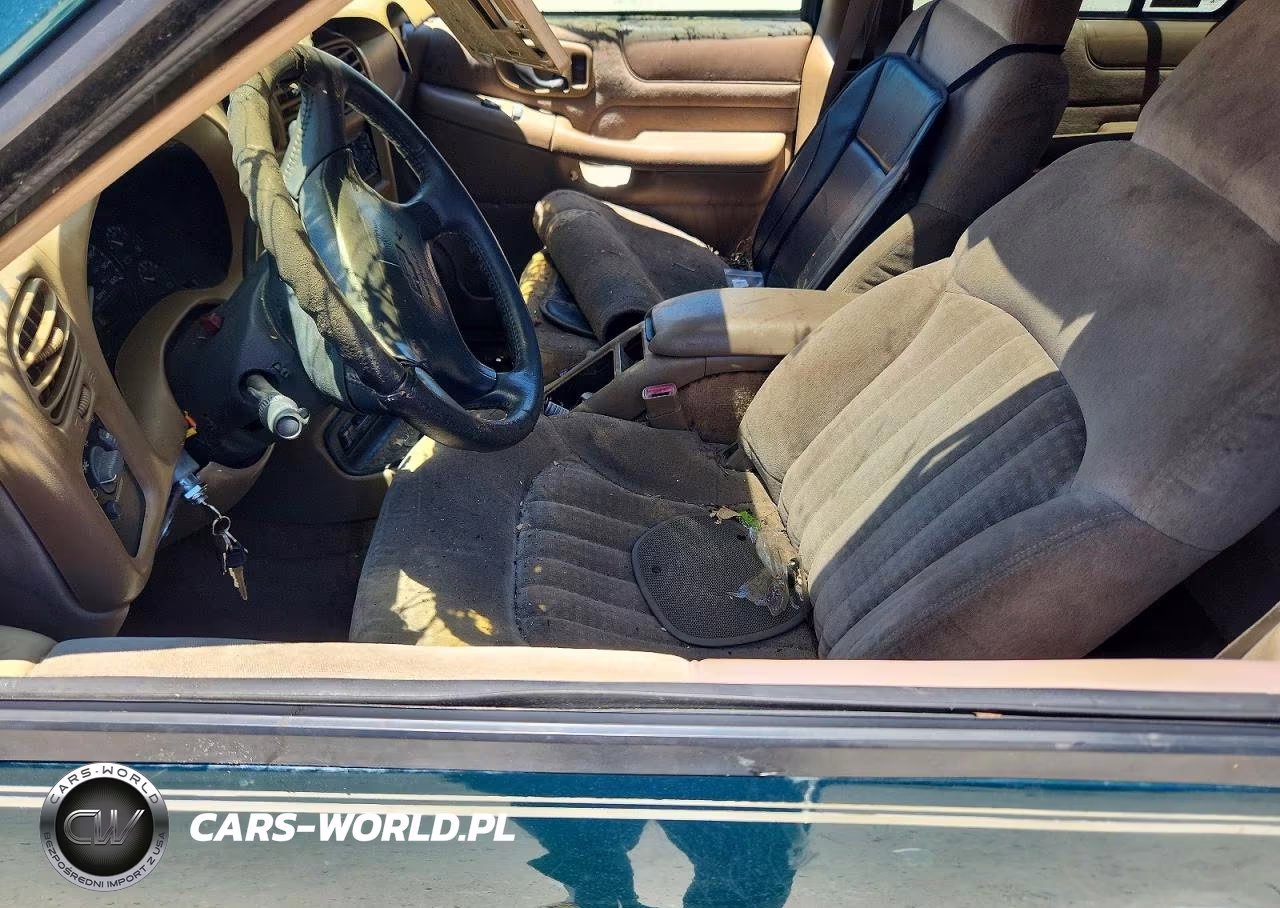 1998 Chev Blazer VIN:1GNCS13W8W2227308 - 7