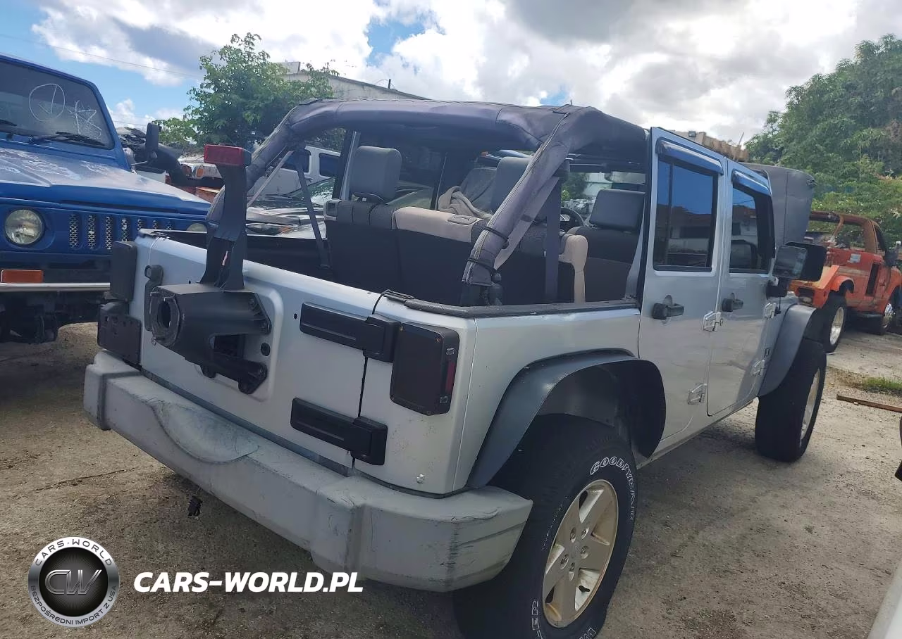 2007 Jeep Wrangler X VIN:1J4GB39167L106817 - 3