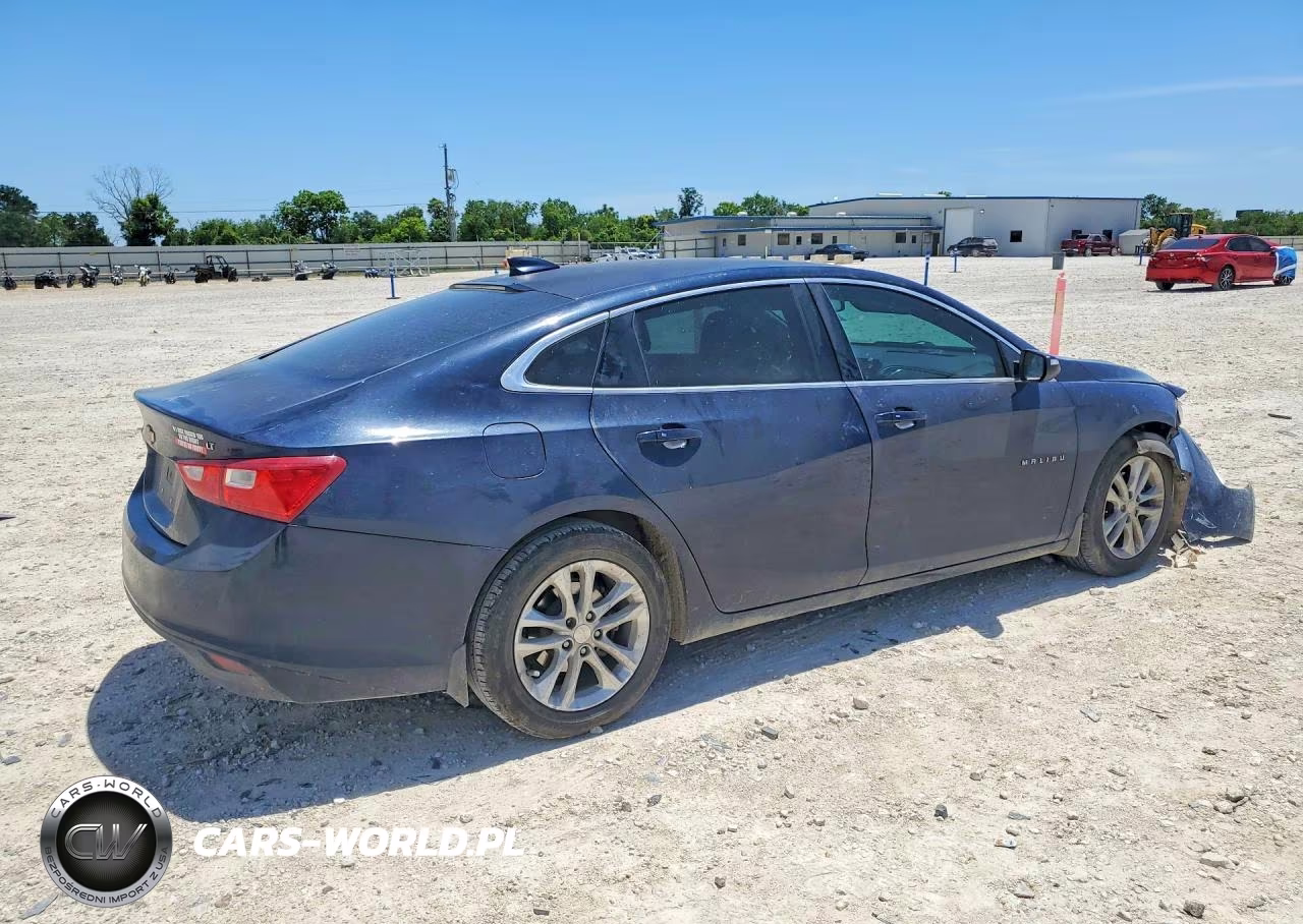 2017 Chevrolet Malibu Lt VIN:1G1ZE5ST4HF262845 - 3