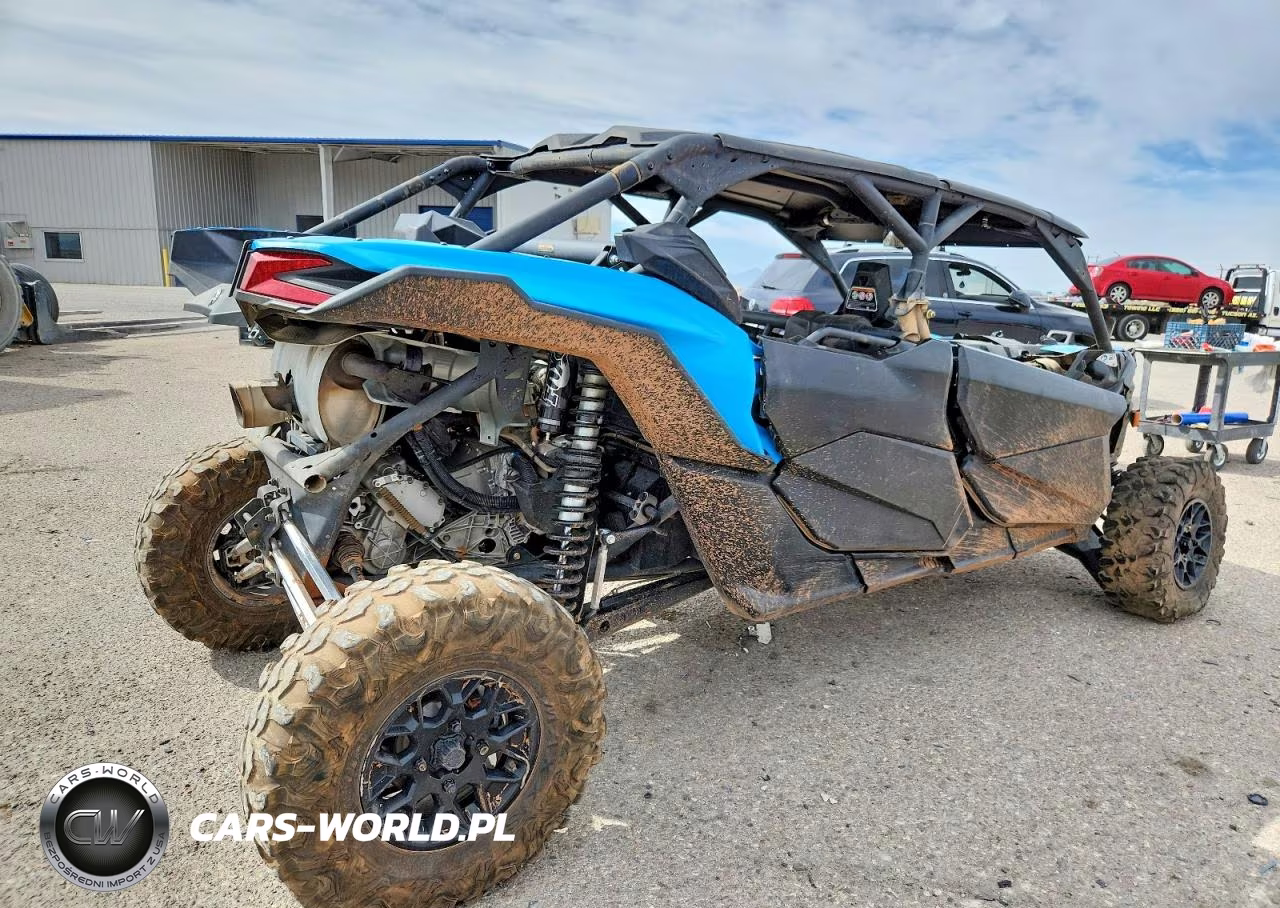 2023 Can-Am Maverick X3 Utility Vehicle VIN:3JBVMAY44PE000661 - 4