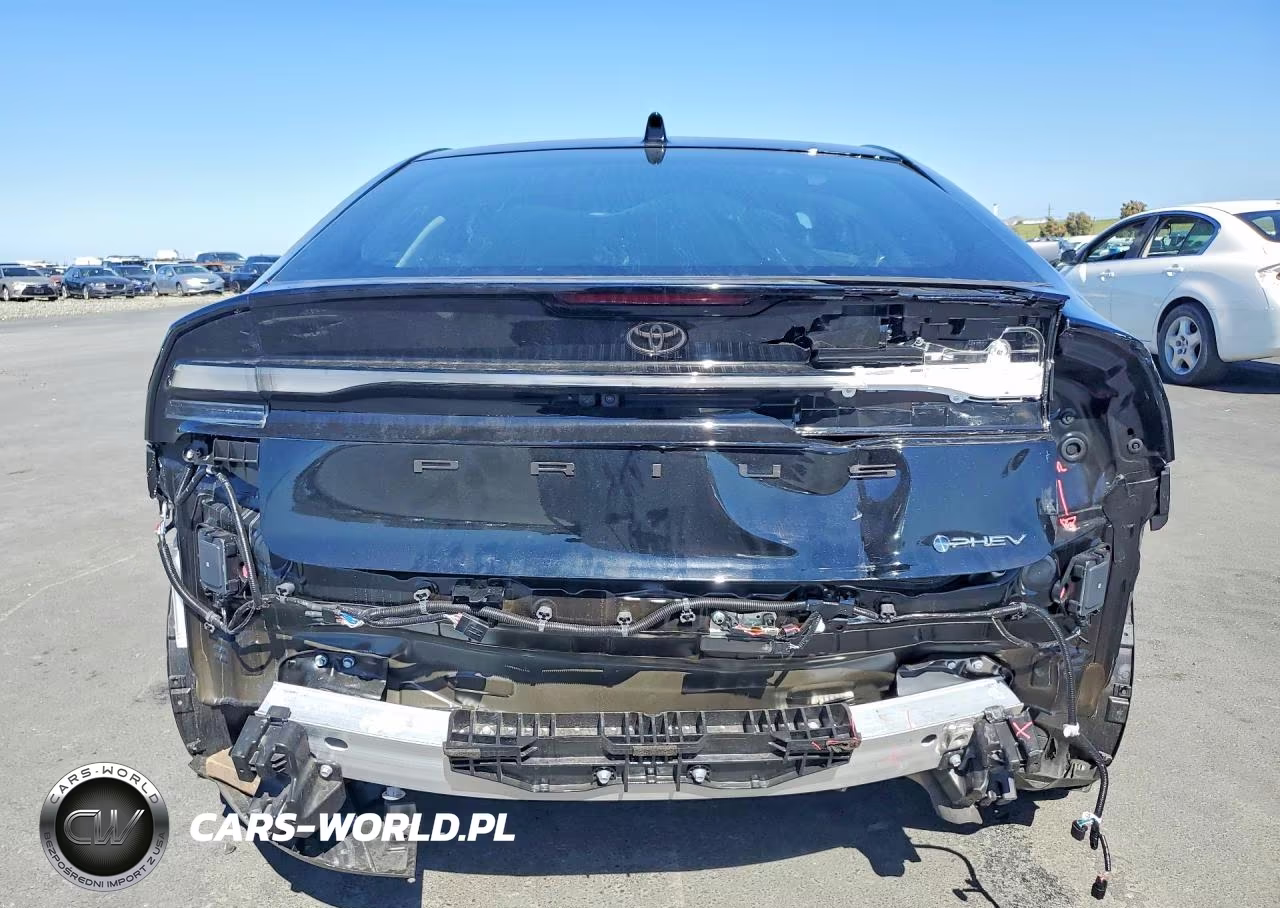 2026 Toyota Prius Plug-In Hybrid Xse Premium VIN:JTDACACU6T3067737 - 6