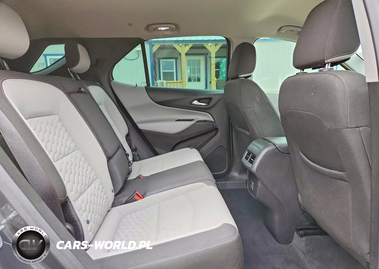 2019 Chevrolet Equinox Ls VIN:3GNAXHEV2KS599604 - 11