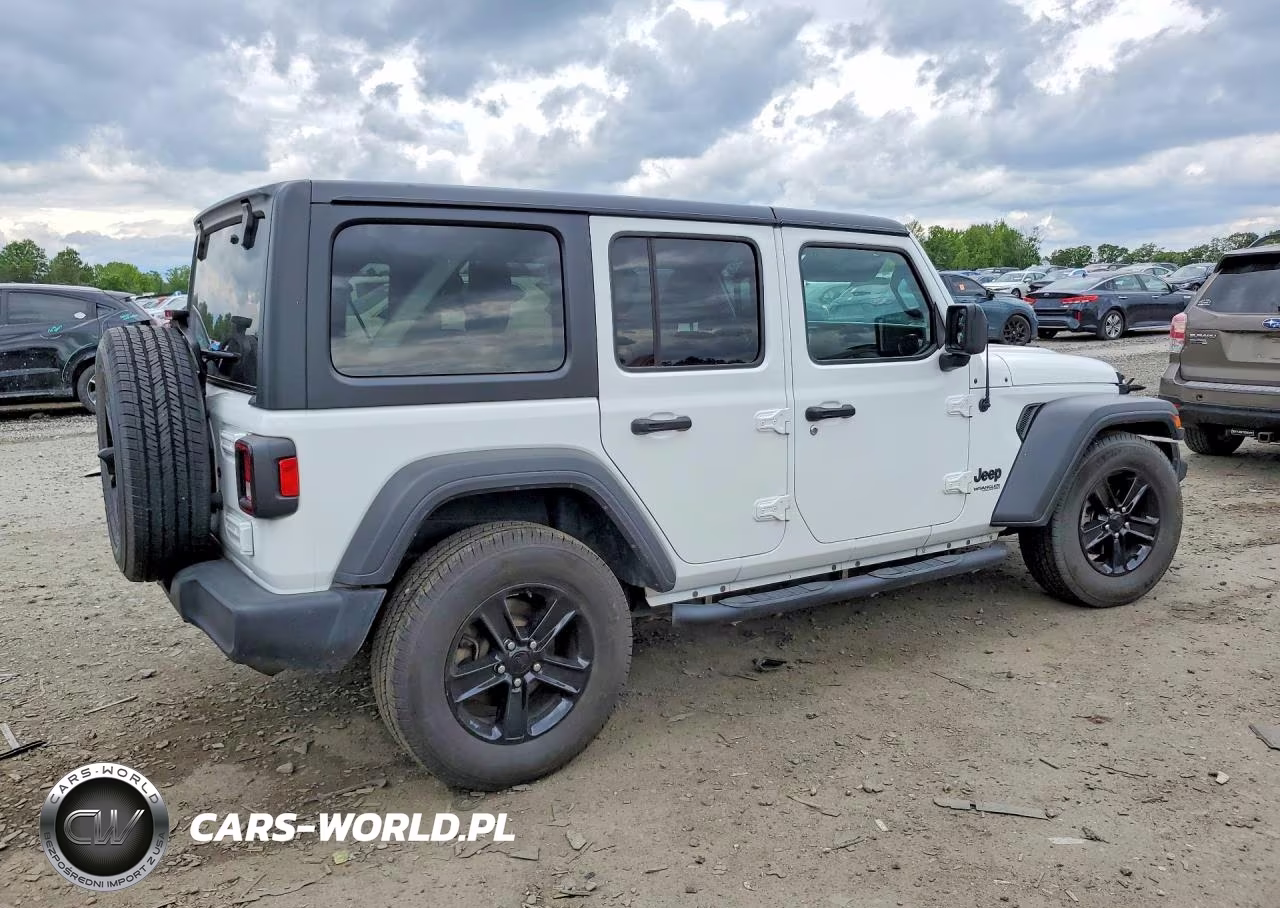 2019 Jeep Wrangler Unlimited Sport VIN:1C4HJXDN5KW638999 - 3