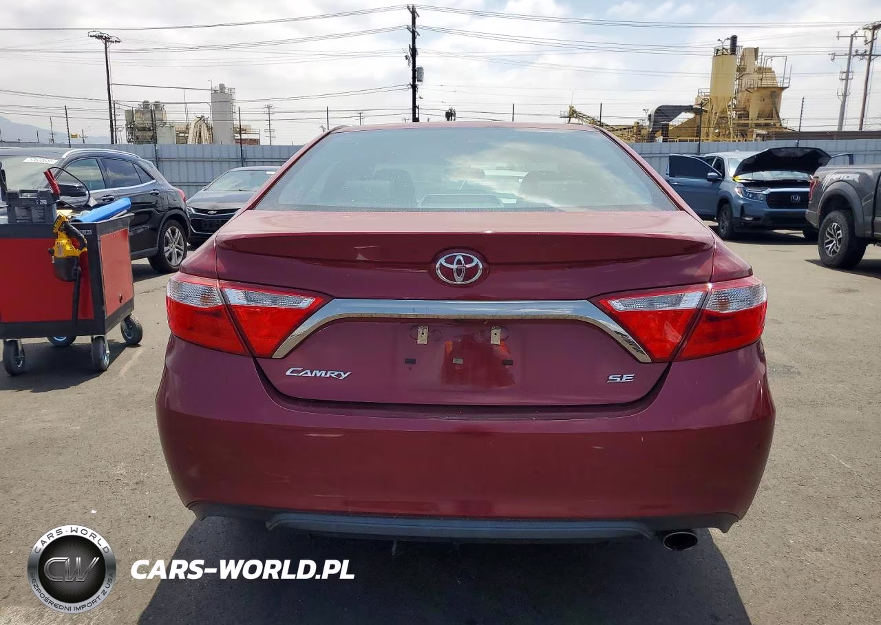 2017 Toyota Camry Se VIN:4T1BF1FKXHU703868 - 6