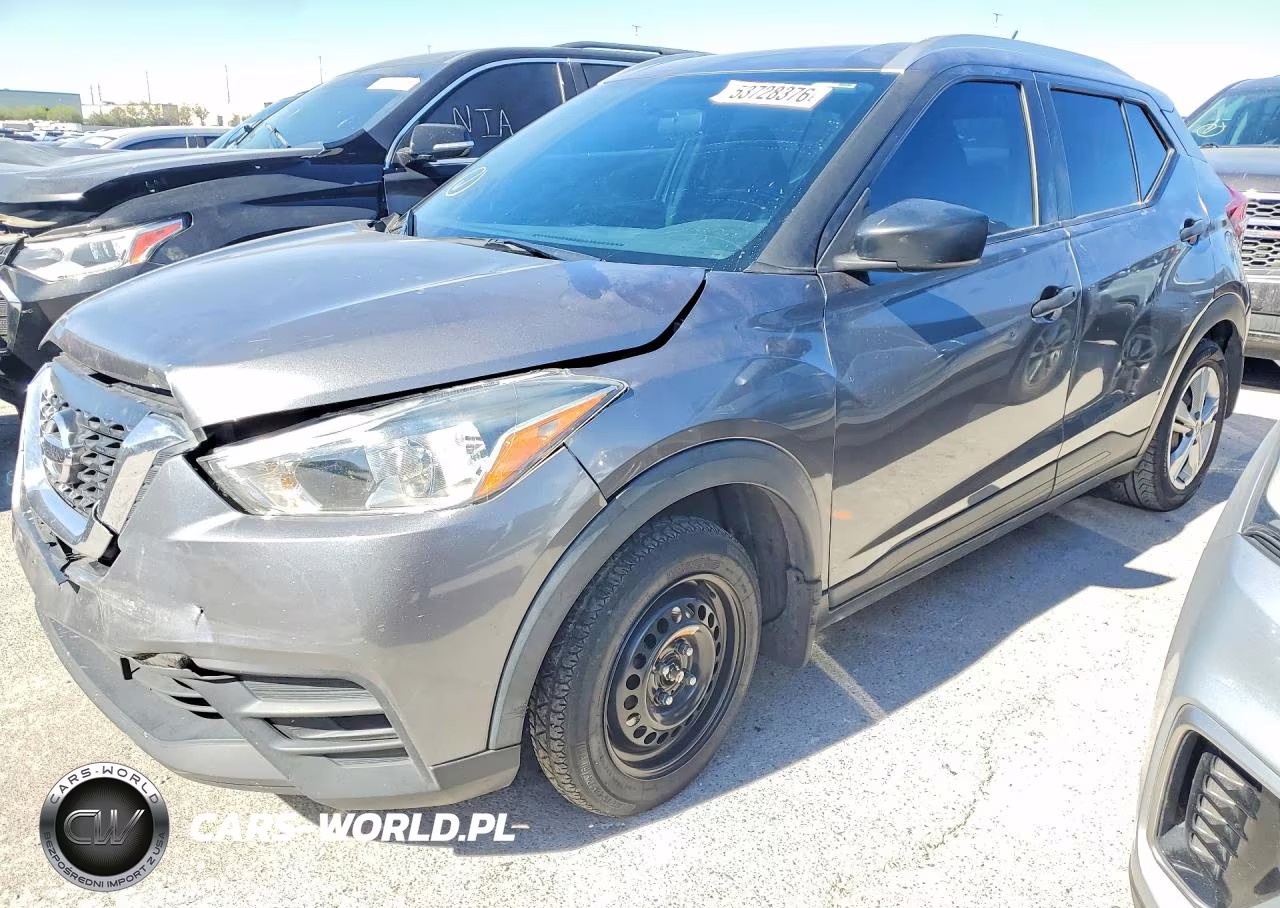 2019 Nissan Kicks S
