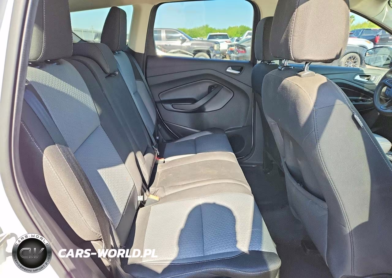 2017 Ford Escape Se VIN:1FMCU0GD1HUB42626 - 11