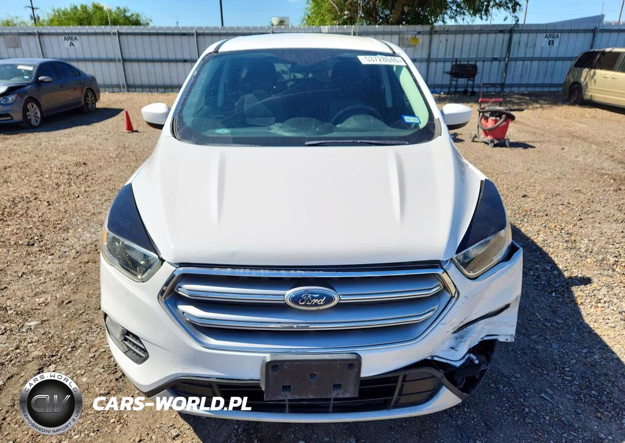 2017 Ford Escape Se VIN:1FMCU0GD1HUB42626 - 5