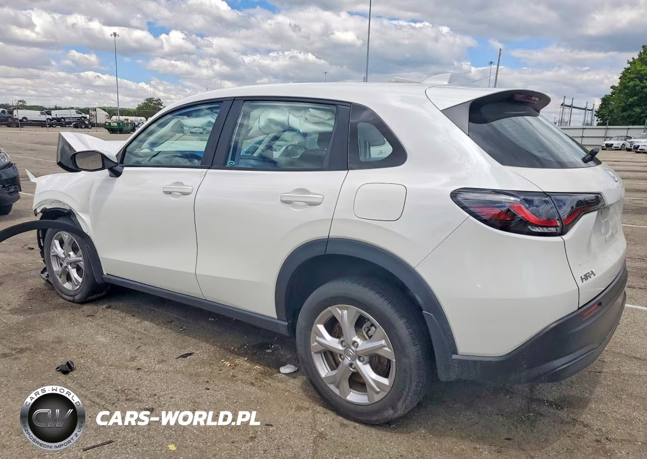 2025 Honda Hr-V Lx VIN:3CZRZ2H33SM710138 - 2