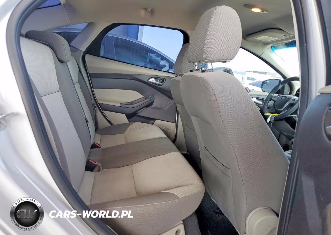2014 Ford Focus Se VIN:1FADP3F27EL407624 - 10