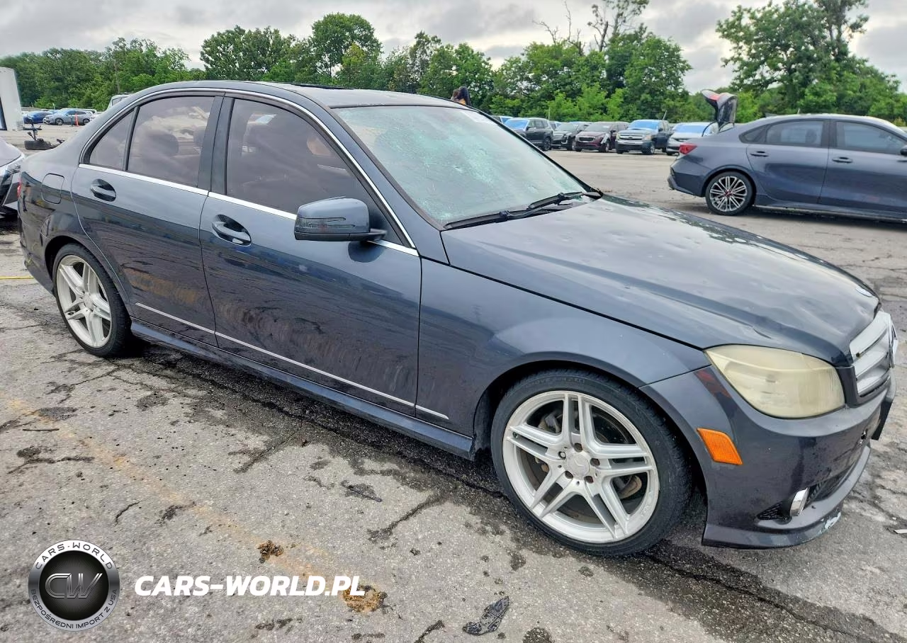 2010 Mercedes-Benz C 300 VIN:WDDGF5EB5AR091807 - 4