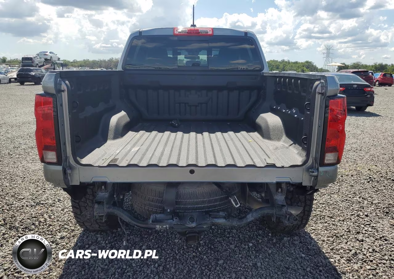 2023 Chevrolet Colorado Trail Boss VIN:1GCPTEEK7P1171572 - 6