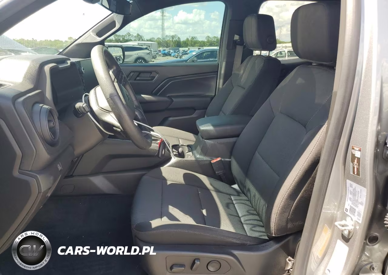 2023 Chevrolet Colorado Trail Boss VIN:1GCPTEEK7P1171572 - 7