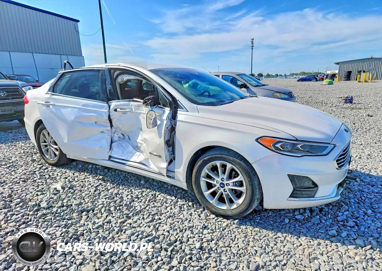2019 Ford Fusion Sel VIN:3FA6P0MU5KR136605 - 4