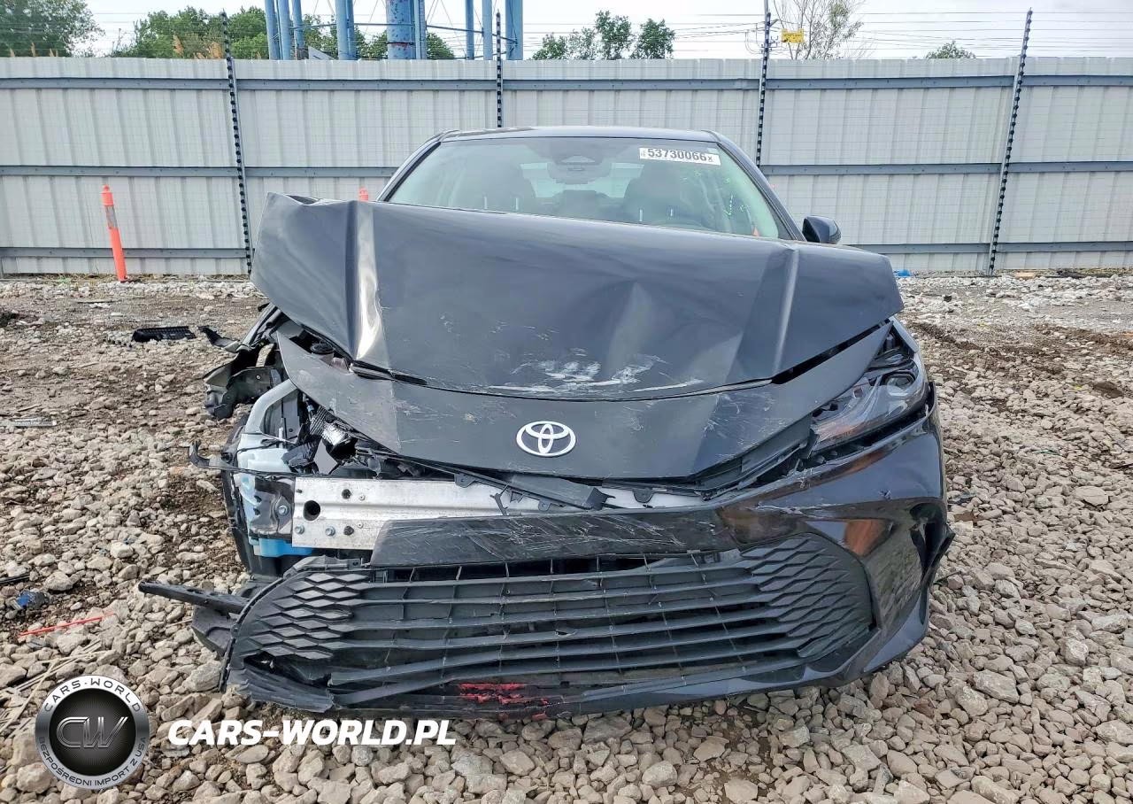 2025 Toyota Camry Le VIN:4T1DAACK9SU043759 - 5