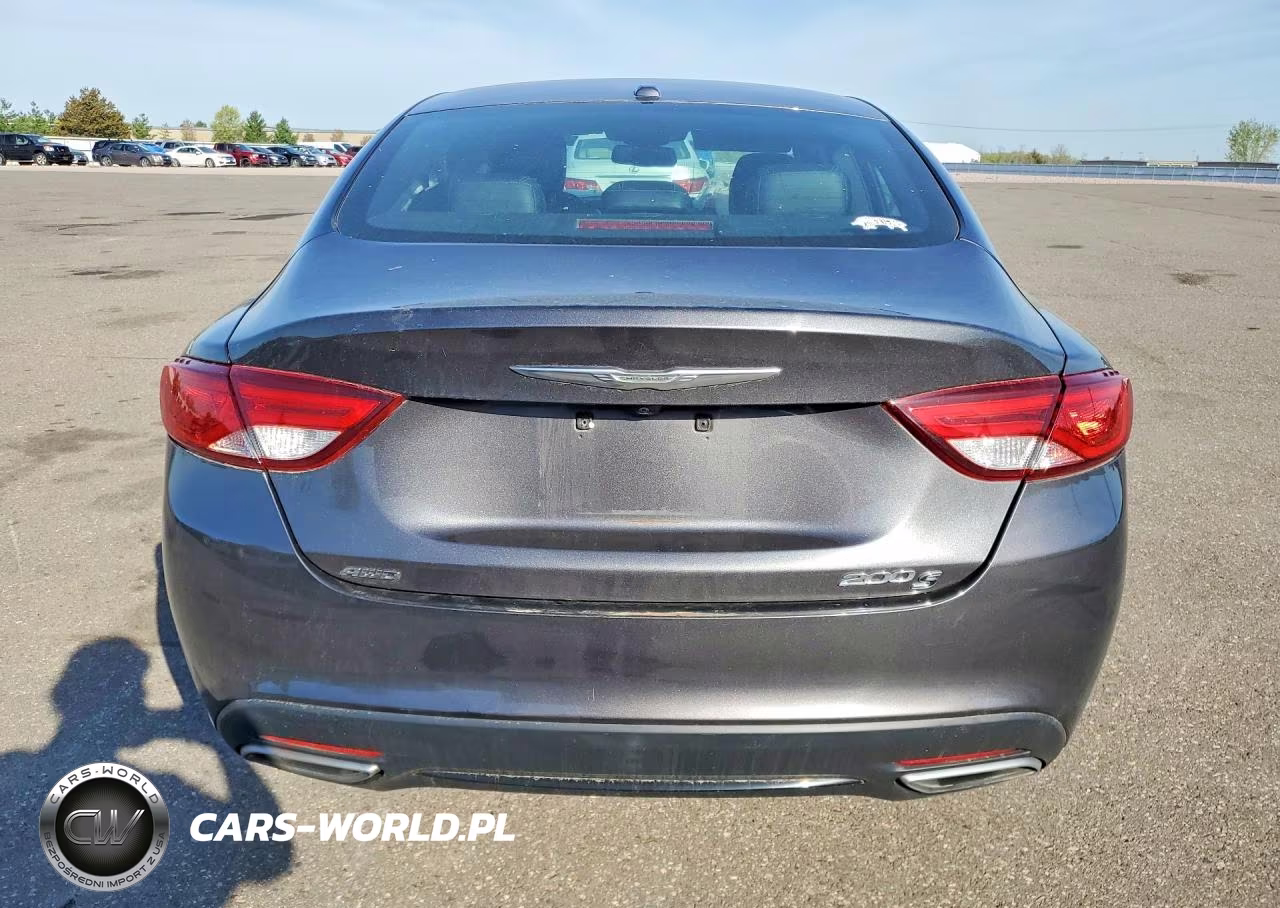 2015 Chrysler 200 S VIN:1C3CCCDG4FN543901 - 6