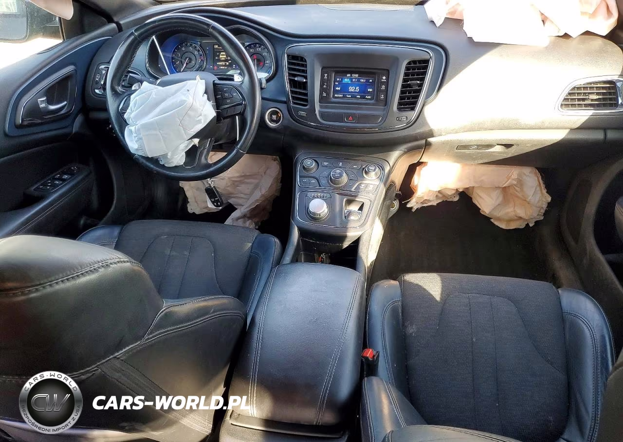 2015 Chrysler 200 S VIN:1C3CCCDG4FN543901 - 8